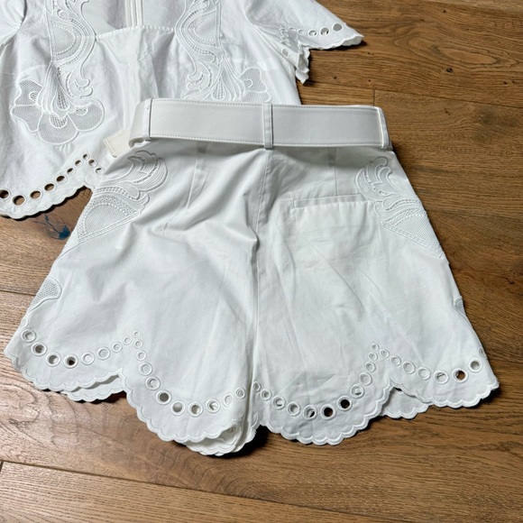 New Self Portrait Belted Broderie-Anglaise Cotton Shorts - Picture 3 of 4